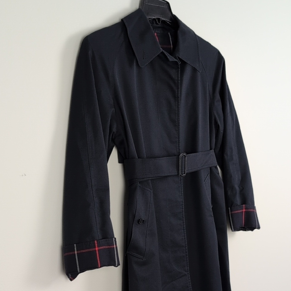 Vintage Burberrys London Belted Trench Coat with White And Red Accents - Picture 7 of 11
